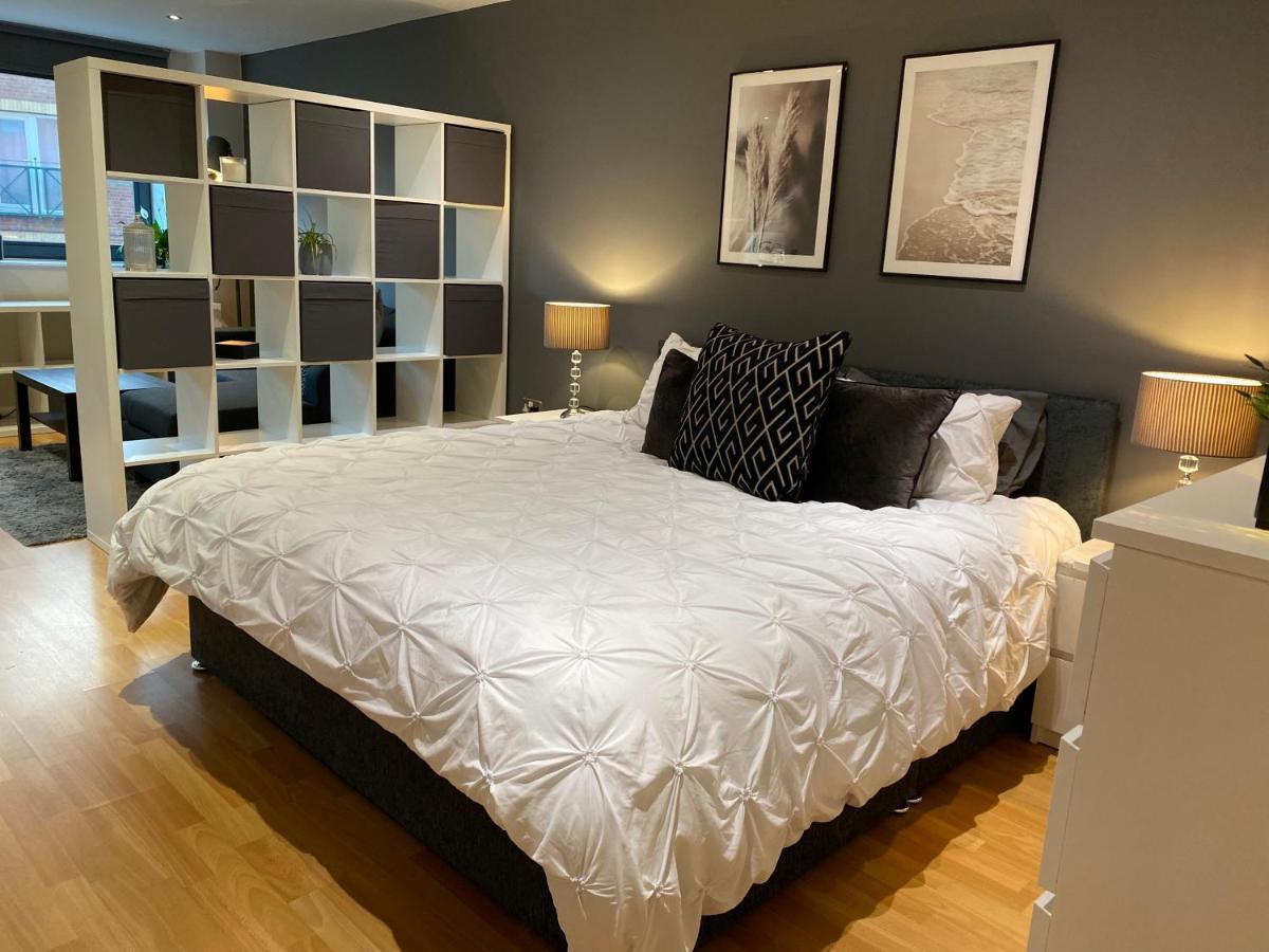 City Centre Modern Studio Apartment - Westone Free Wifi, Gym Access, Netflix Sheffield Exterior foto